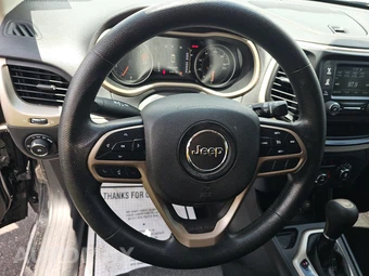 2018 Jeep Cherokee Latitude - miniatura 10