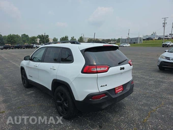 2018 Jeep Cherokee Latitude - miniatura 2