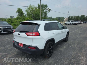 2018 Jeep Cherokee Latitude - miniatura 3