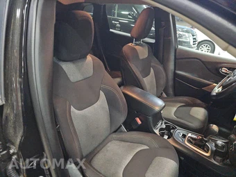 2018 Jeep Cherokee Latitude - miniatura 8