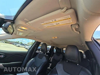 2018 Jeep Cherokee Latitude Plus - miniatura 8