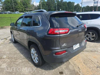 2018 Jeep Cherokee Latitude Plus - miniatura 2