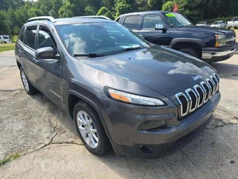 2018 Jeep Cherokee Latitude Plus - miniatura 4