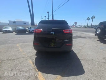 2018 Jeep Cherokee Latitude Plus - miniatura 4