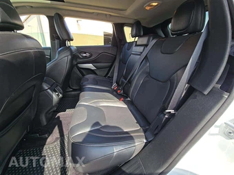 2018 Jeep Cherokee Latitude Plus - miniatura 13