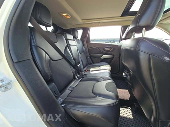 2018 Jeep Cherokee Latitude Plus - miniatura 16