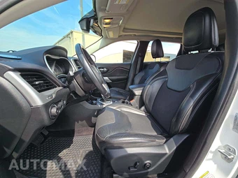 2018 Jeep Cherokee Latitude Plus - miniatura 6