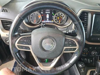 2018 Jeep Cherokee Limited - miniatura 10