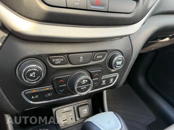 2018 Jeep Cherokee Limited - miniatura 16