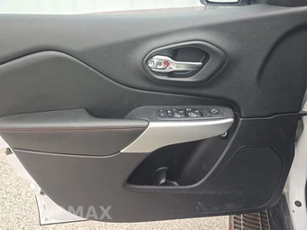 2018 Jeep Cherokee Trailhawk - miniatura 9