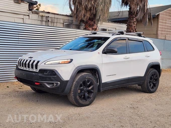 2018 Jeep Cherokee Trailhawk - car from the USA, Manheim Buy-Now listing at AUTOMAX