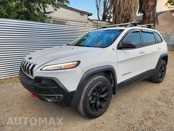 2018 Jeep Cherokee Trailhawk - miniatura 3