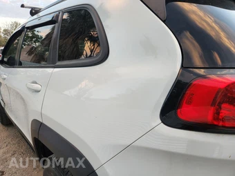 2018 Jeep Cherokee Trailhawk - miniatura 43