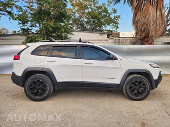 2018 Jeep Cherokee Trailhawk - miniatura 7