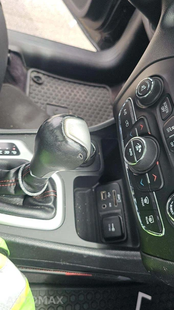 2018 Jeep Cherokee Trailhawk - miniatura 21