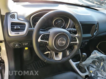 2018 Jeep Compass Latitude – miniatura 10
