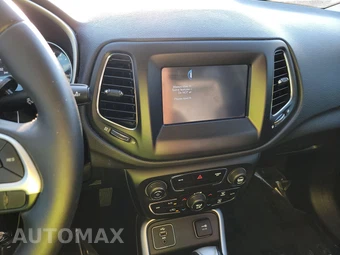 2018 Jeep Compass Latitude – miniatura 11