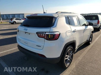 2018 Jeep Compass Latitude – miniatura 4