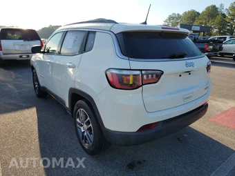 2018 Jeep Compass Latitude – miniatura 6
