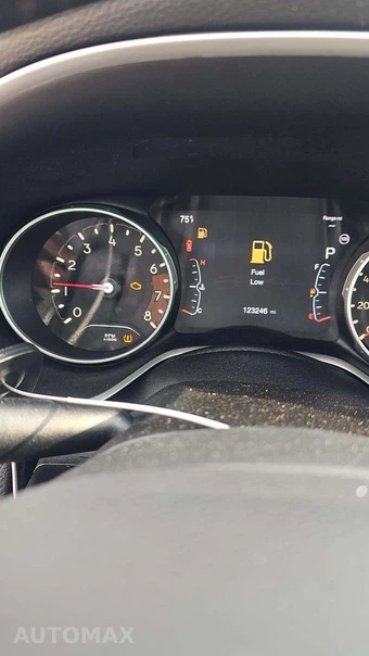 2018 Jeep Compass Latitude - miniatura 27