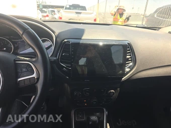 2018 Jeep Compass Latitude - miniatura 11