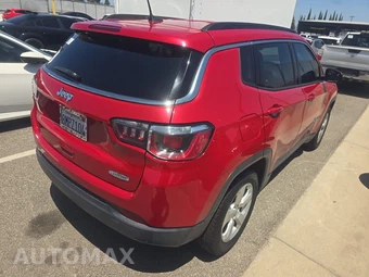 2018 Jeep Compass Latitude - miniatura 4