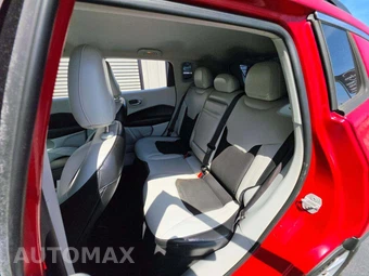 2018 Jeep Compass Latitude - miniatura 13