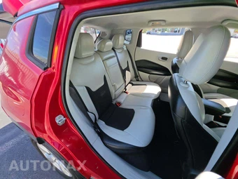 2018 Jeep Compass Latitude - miniatura 16