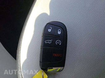 2018 Jeep Compass Latitude - miniatura 8