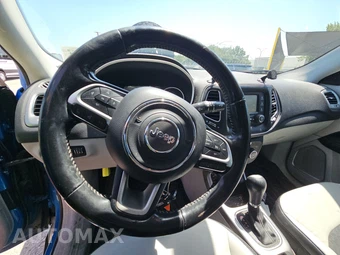 2018 Jeep Compass Latitude – miniatura 10