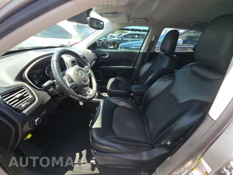 2018 Jeep Compass Latitude – miniatura 7