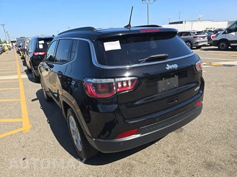 2018 Jeep Compass Latitude - miniatura 6