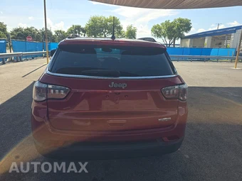 2018 Jeep Compass Latitude – miniatura 5