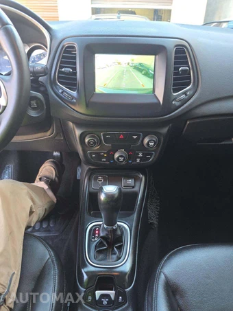 2018 Jeep Compass Latitude – miniatura 10
