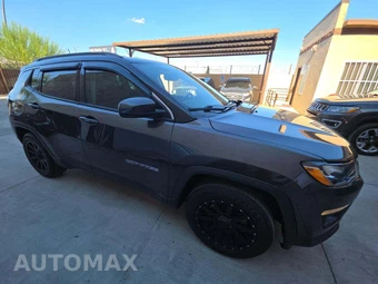 2018 Jeep Compass Latitude – miniatura 4