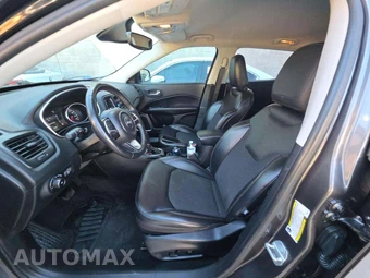 2018 Jeep Compass Latitude – miniatura 6