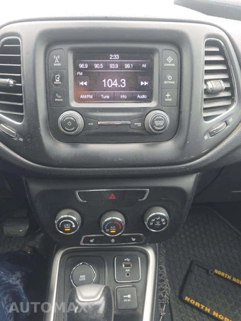 2018 Jeep Compass Latitude – miniatura 7