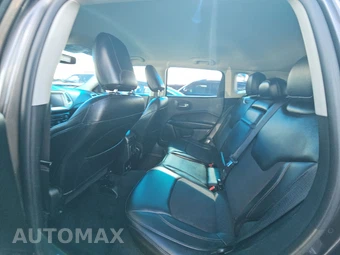 2018 Jeep Compass Latitude – miniatura 13