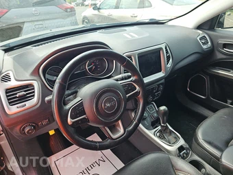 2018 Jeep Compass Latitude – miniatura 11