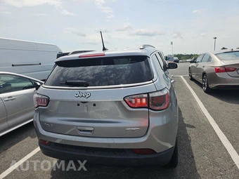 2018 Jeep Compass Latitude – miniatura 5