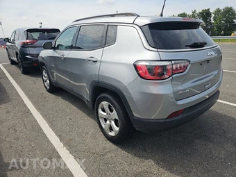 2018 Jeep Compass Latitude – miniatura 6