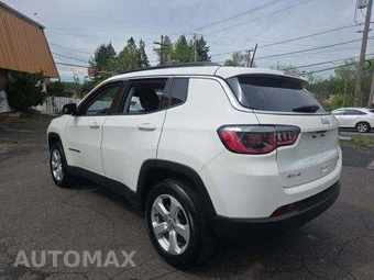 2018 Jeep Compass Latitude - miniatura 2