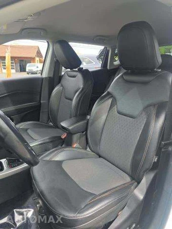 2018 Jeep Compass Latitude - miniatura 6