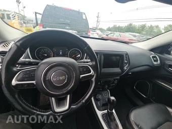 2018 Jeep Compass Latitude – miniatura 11