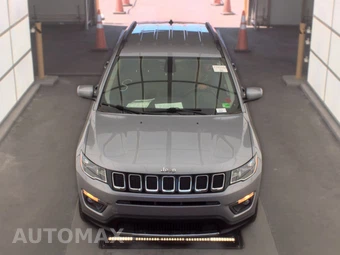 2018 Jeep Compass Latitude - miniatura 2