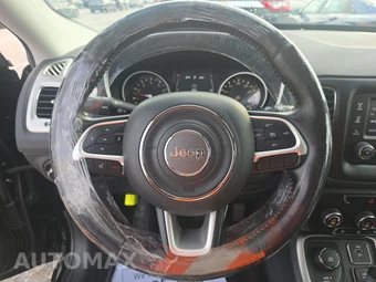 2018 Jeep Compass Latitude - miniatura 16