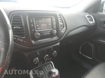 2018 Jeep Compass Latitude - miniatura 17