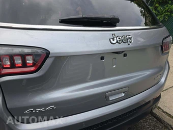 2018 Jeep Compass Latitude – miniatura 25