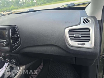 2018 Jeep Compass Latitude - miniatura 16