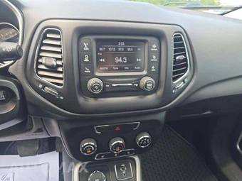 2018 Jeep Compass Latitude - miniatura 7